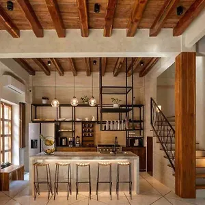  Villa Casa San Antonio, De Diseno Con Piscina En La Azotea. Colombia